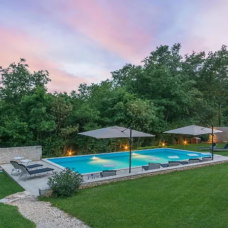 Tre Colonne * Modrušani